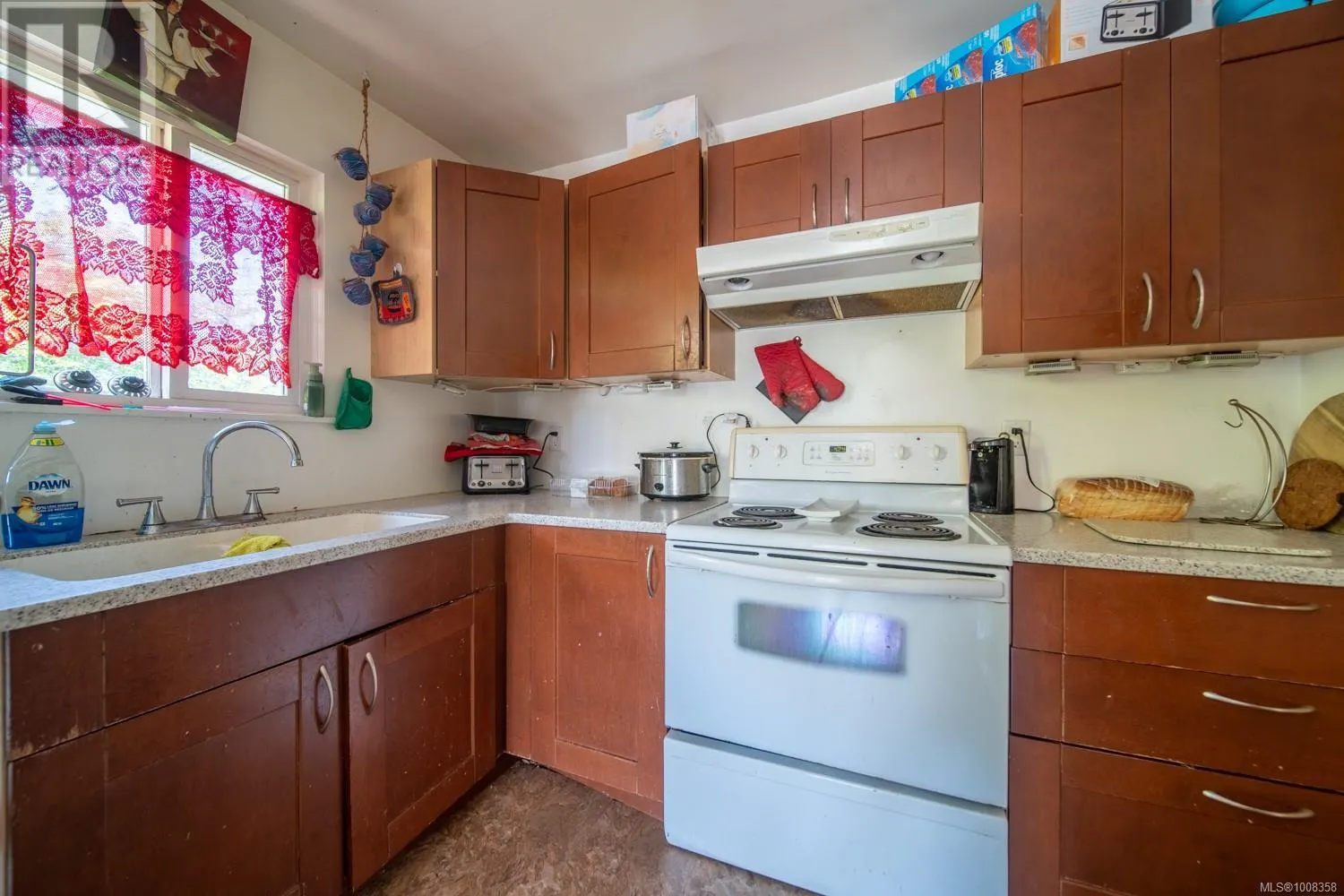 1616 Meredith Rd