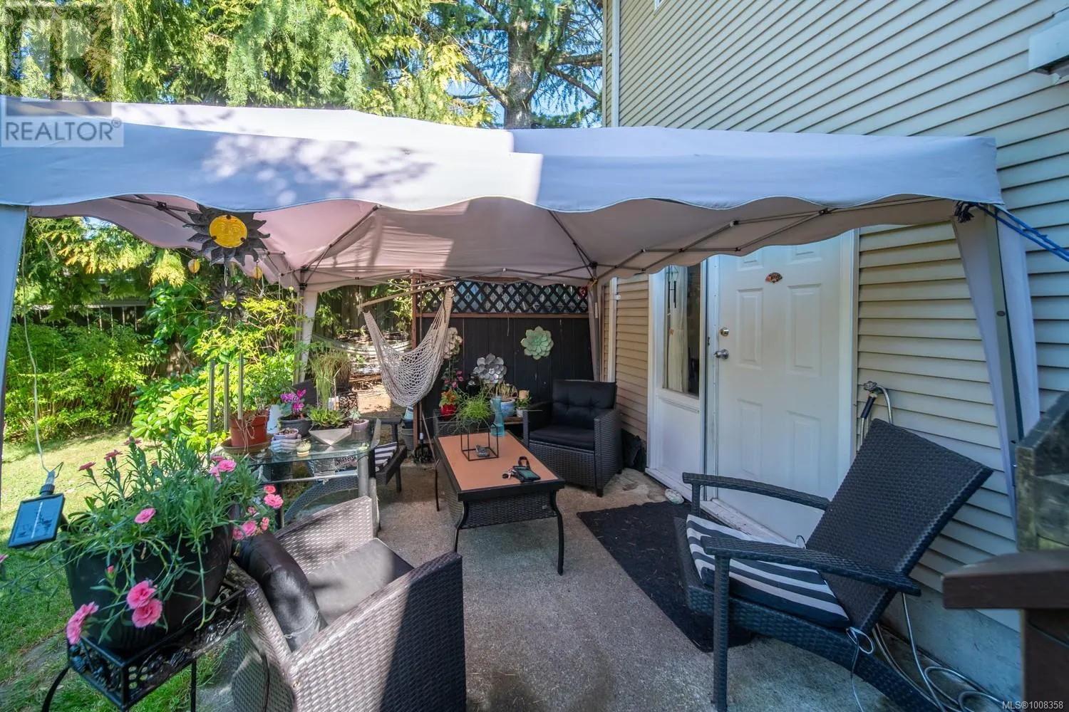 1616 Meredith Rd