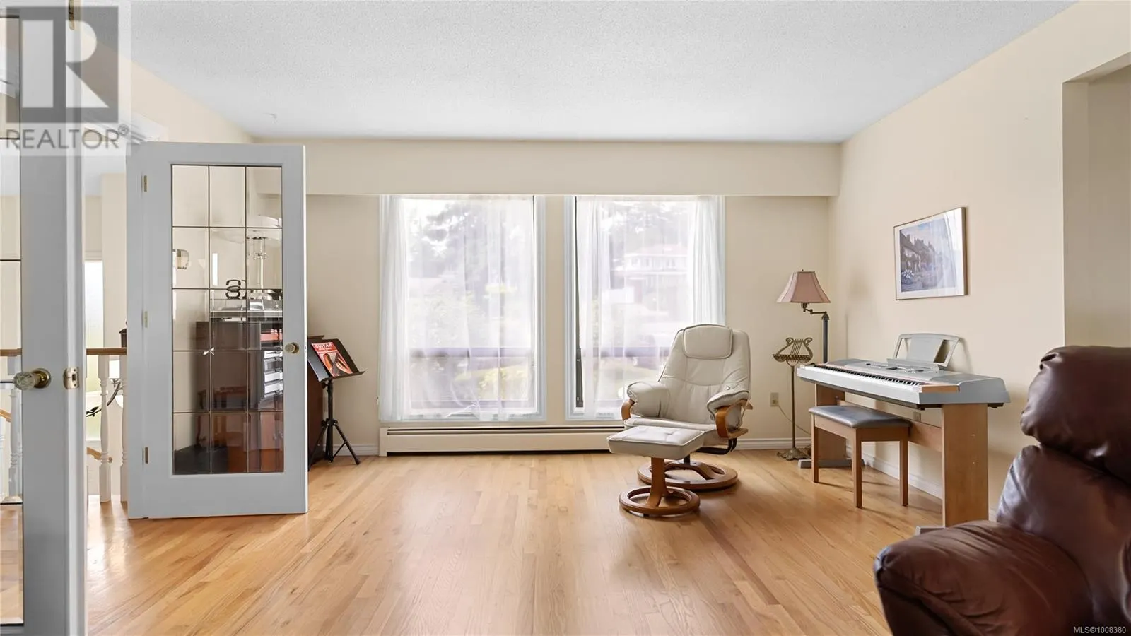 2059 Saltair Pl