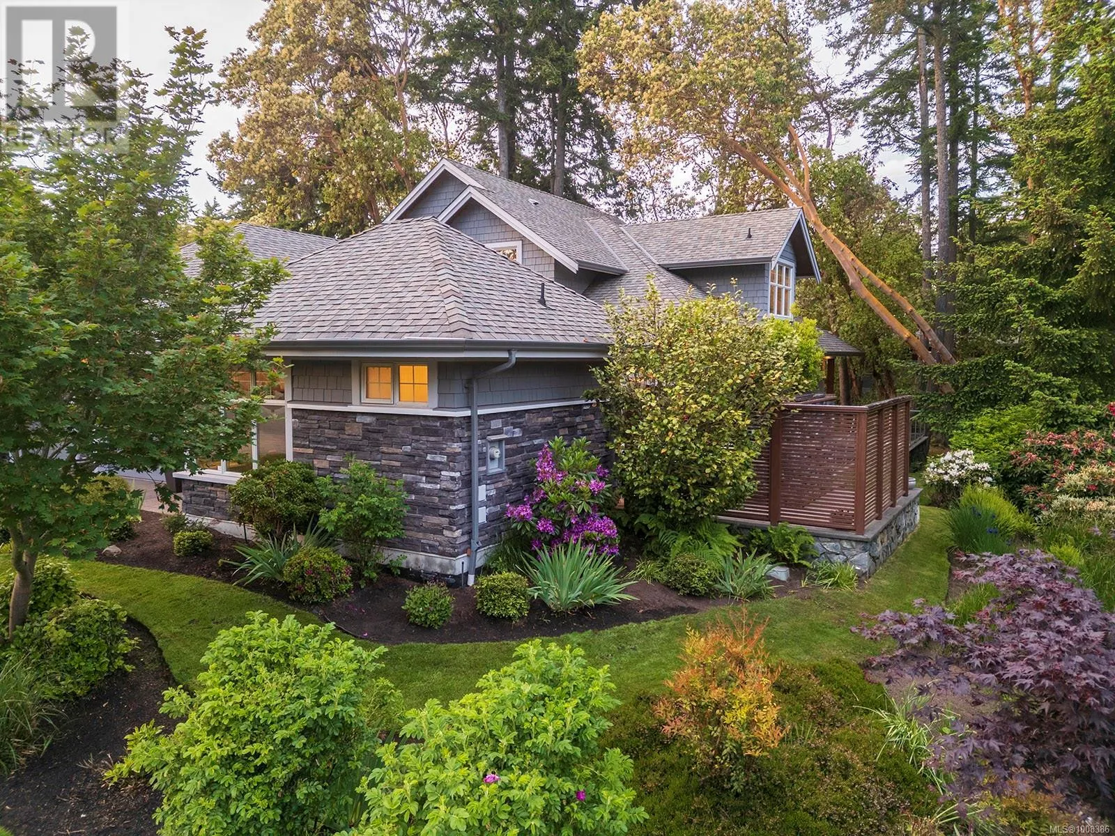 1267 Oceanwood Lane