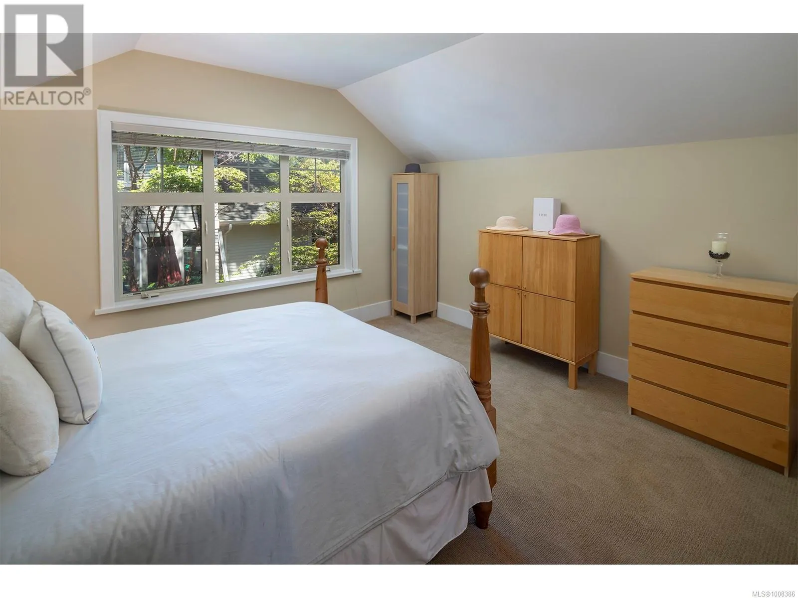 1267 Oceanwood Lane