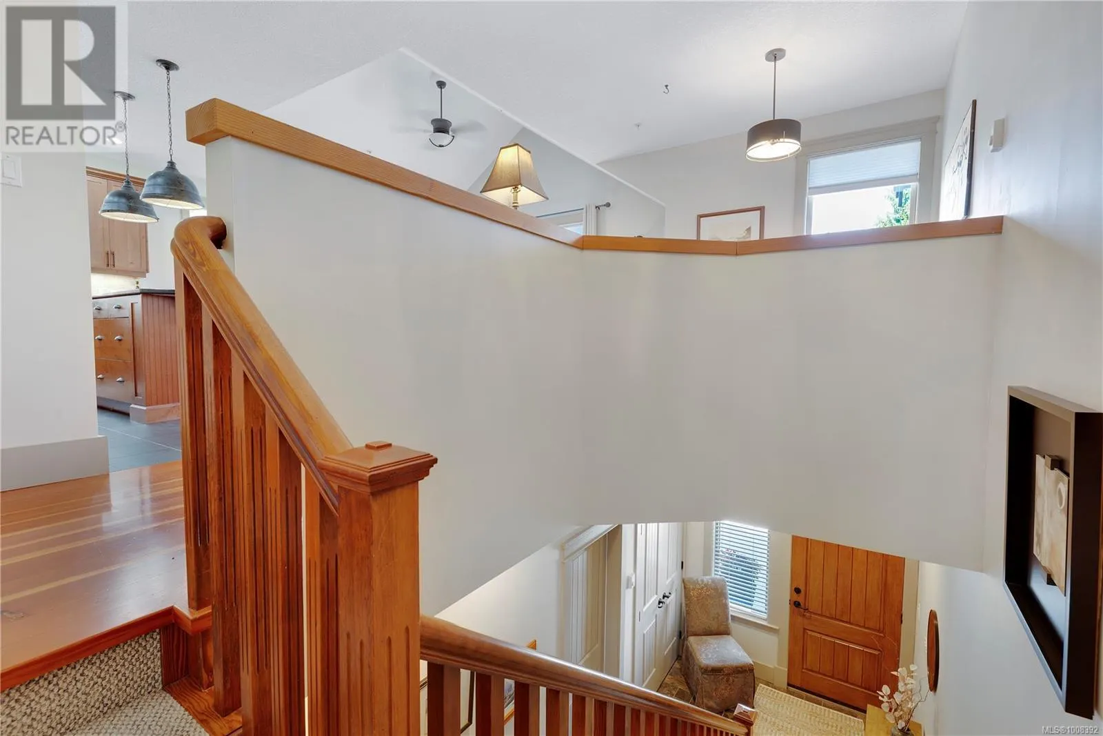 4808 Bridgewood Close