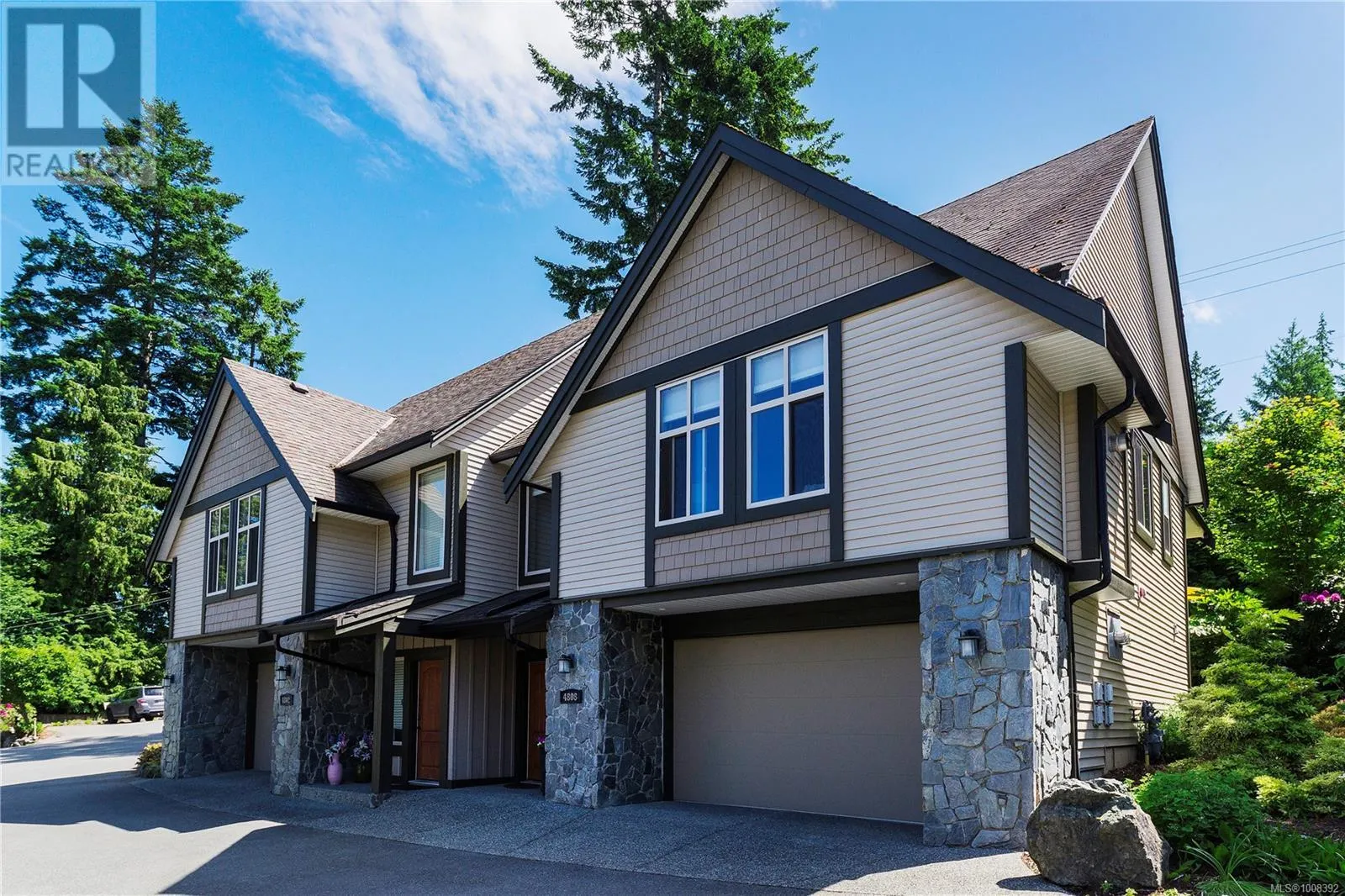 4808 Bridgewood Close