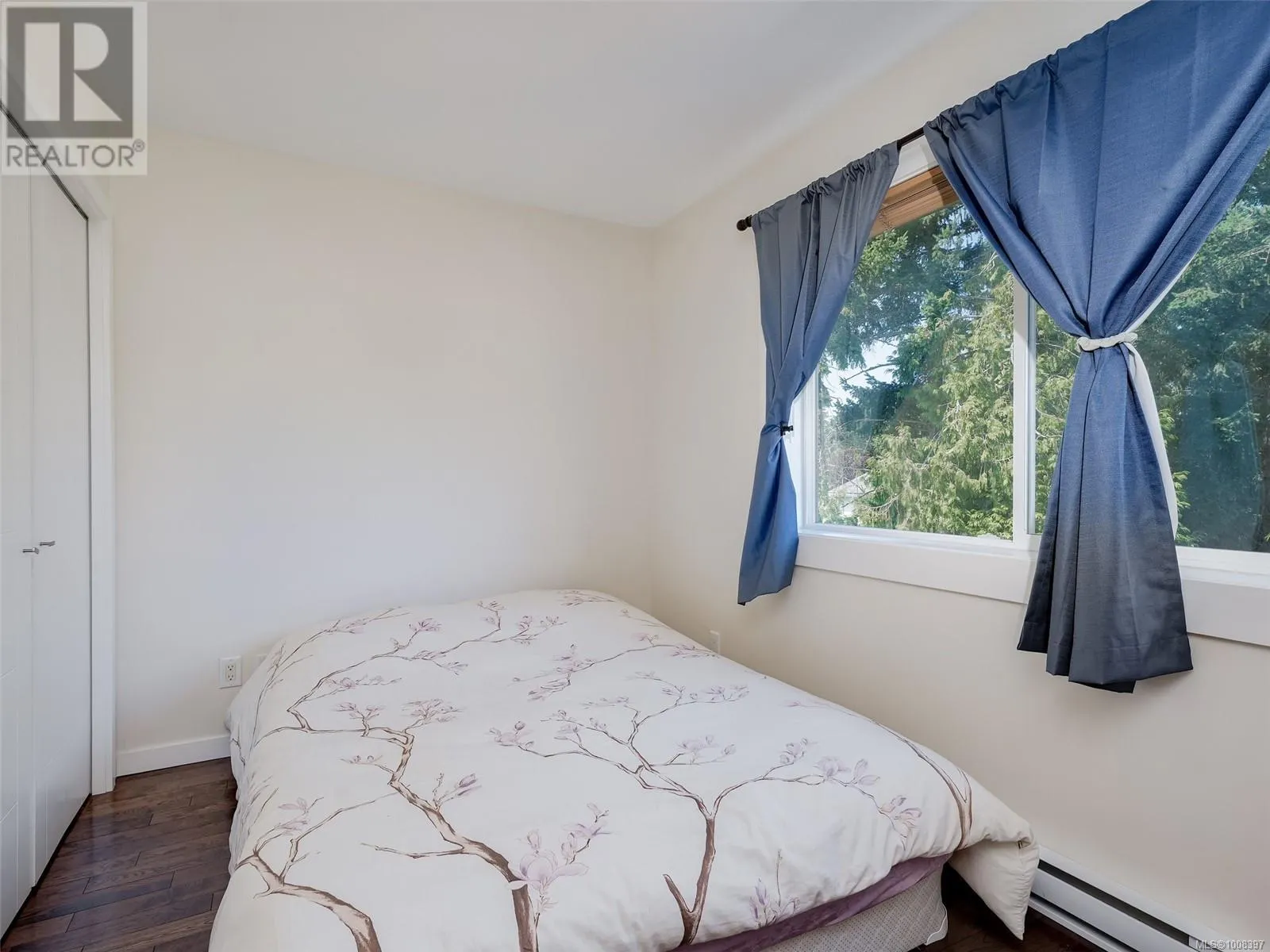 1026 Tillicum Rd