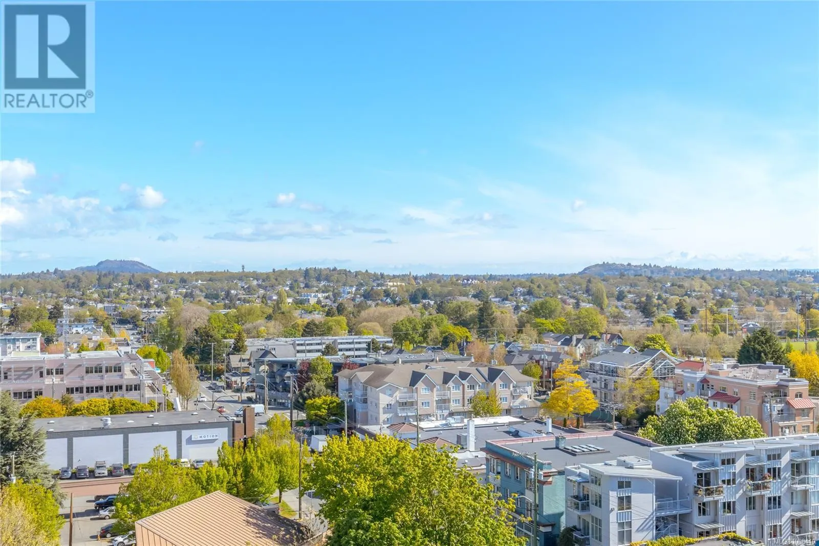 809 1630 Quadra St