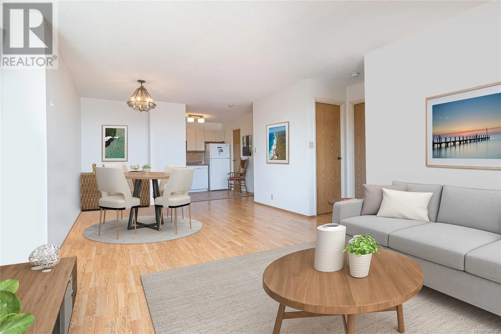 809 1630 Quadra St