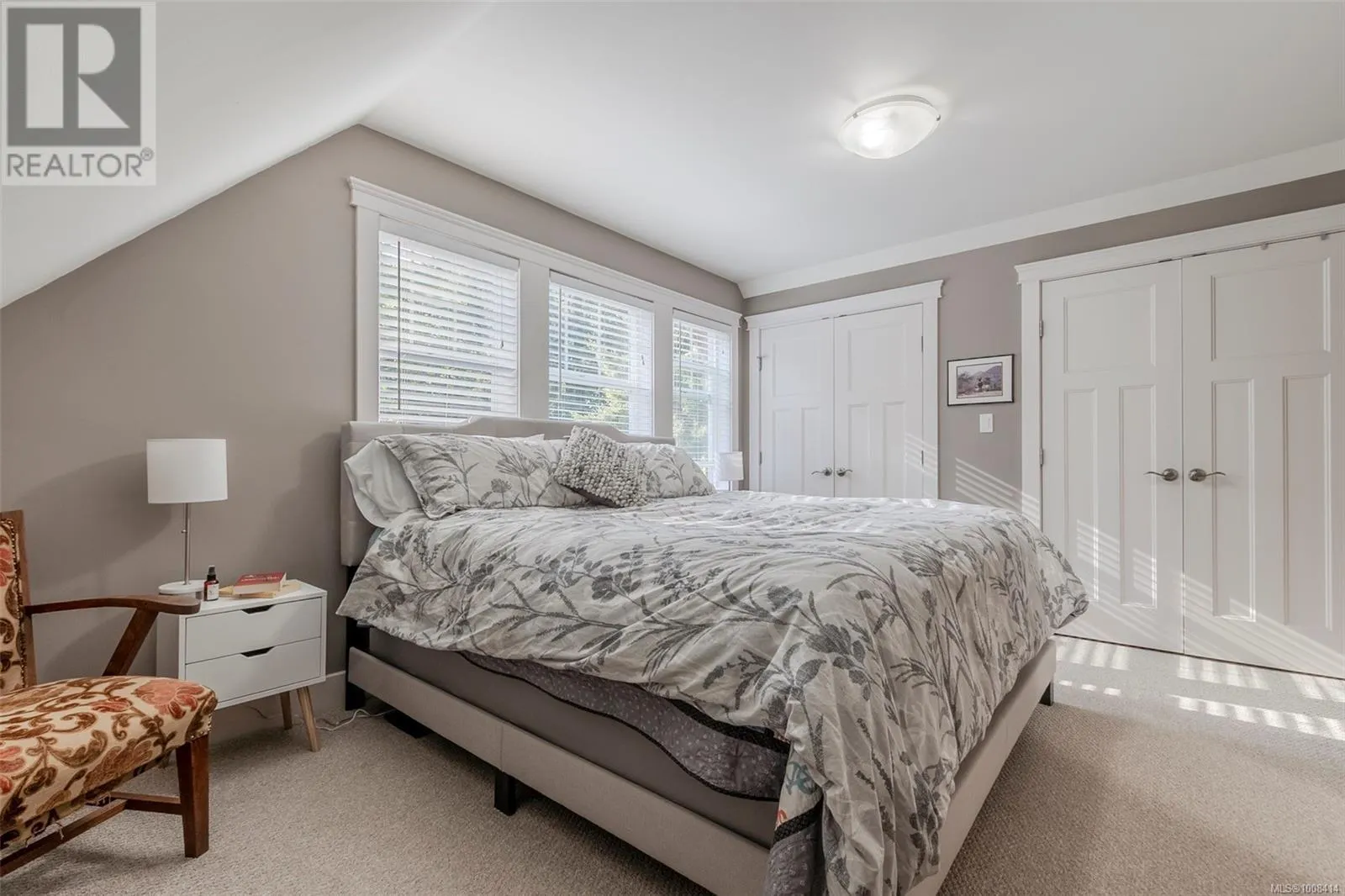 6888 Southview Terr