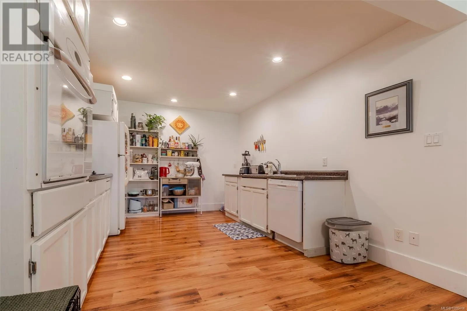 6888 Southview Terr