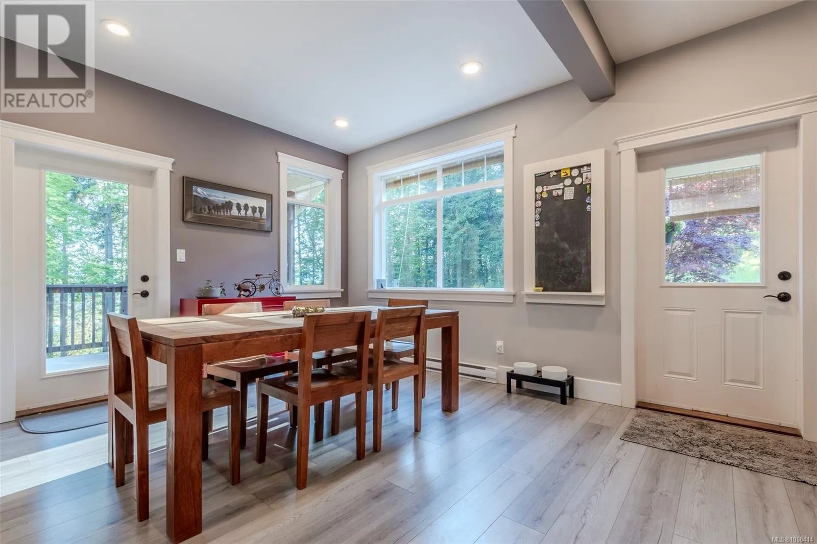 6888 Southview Terr