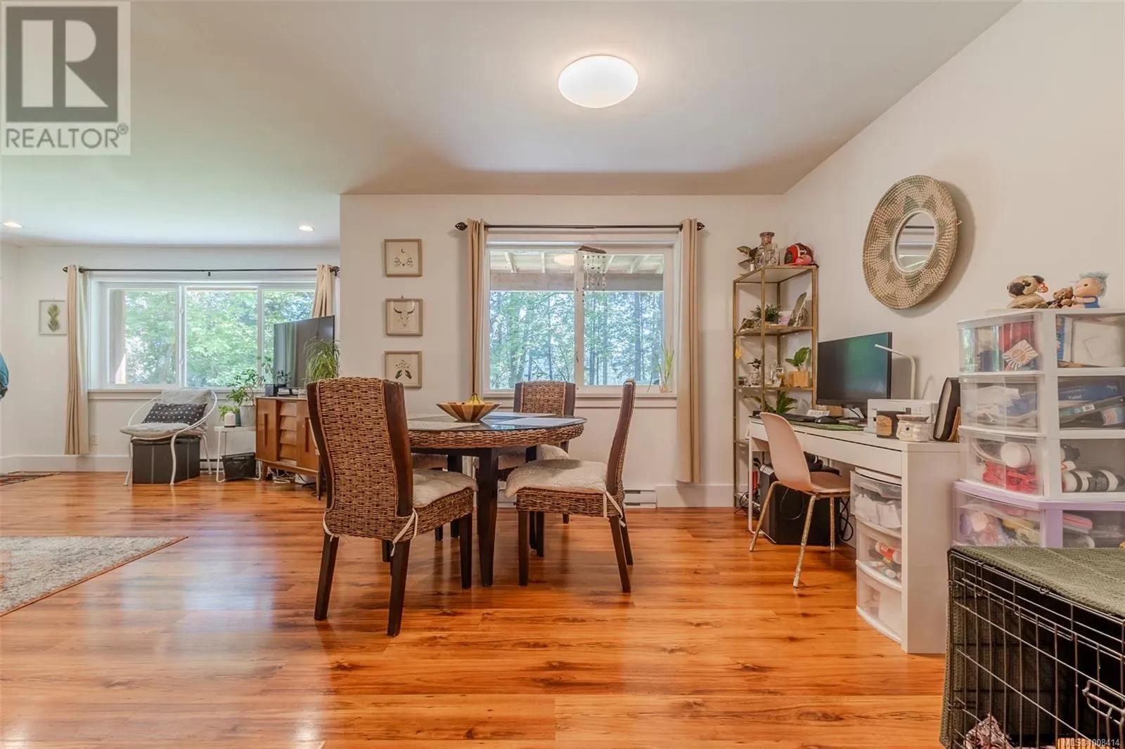 6888 Southview Terr