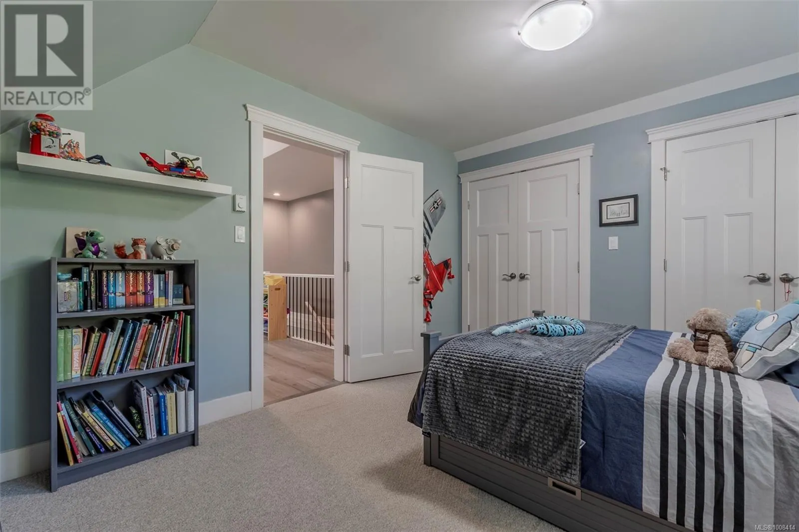6888 Southview Terr