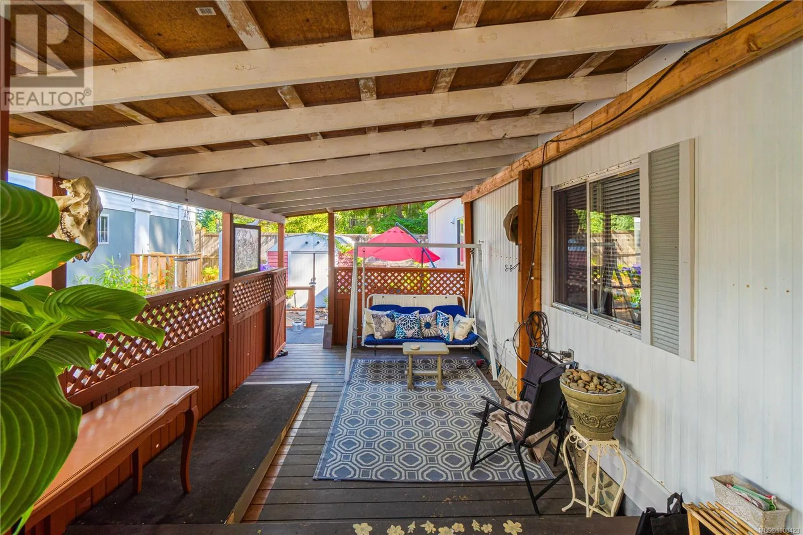 31 1247 Arbutus Rd