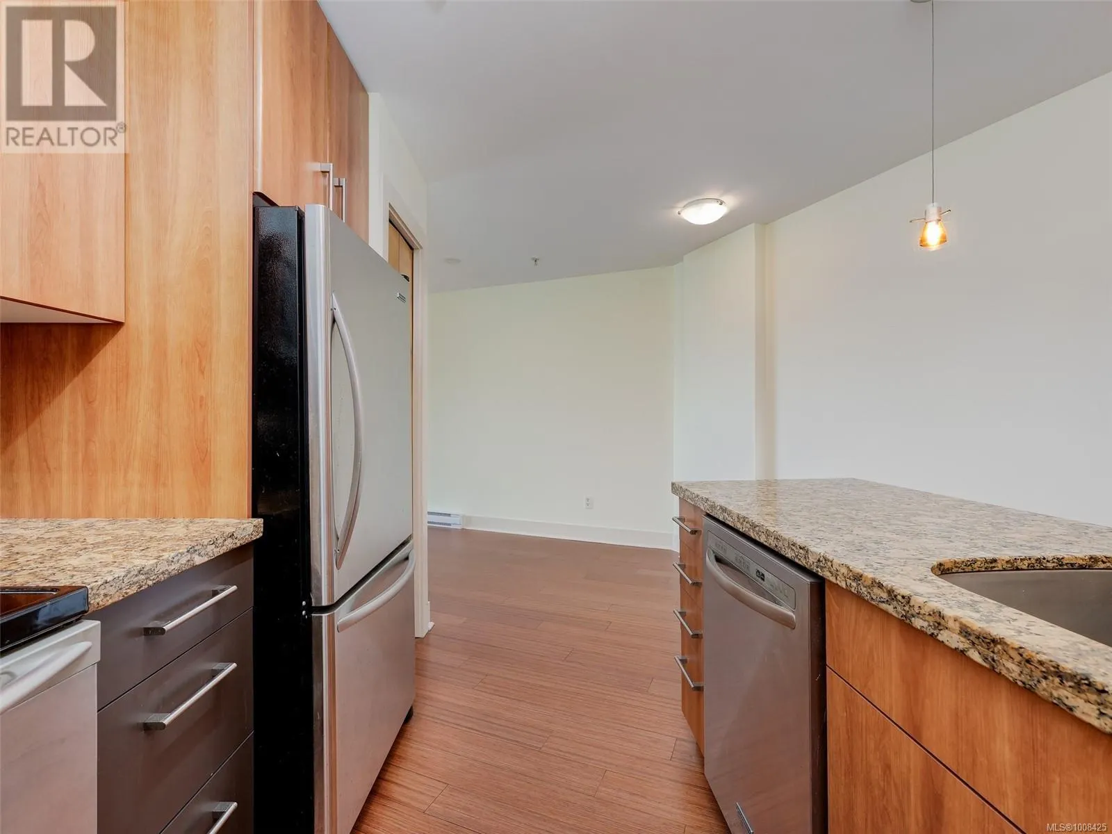 529 2745 Veterans Memorial Pkwy
