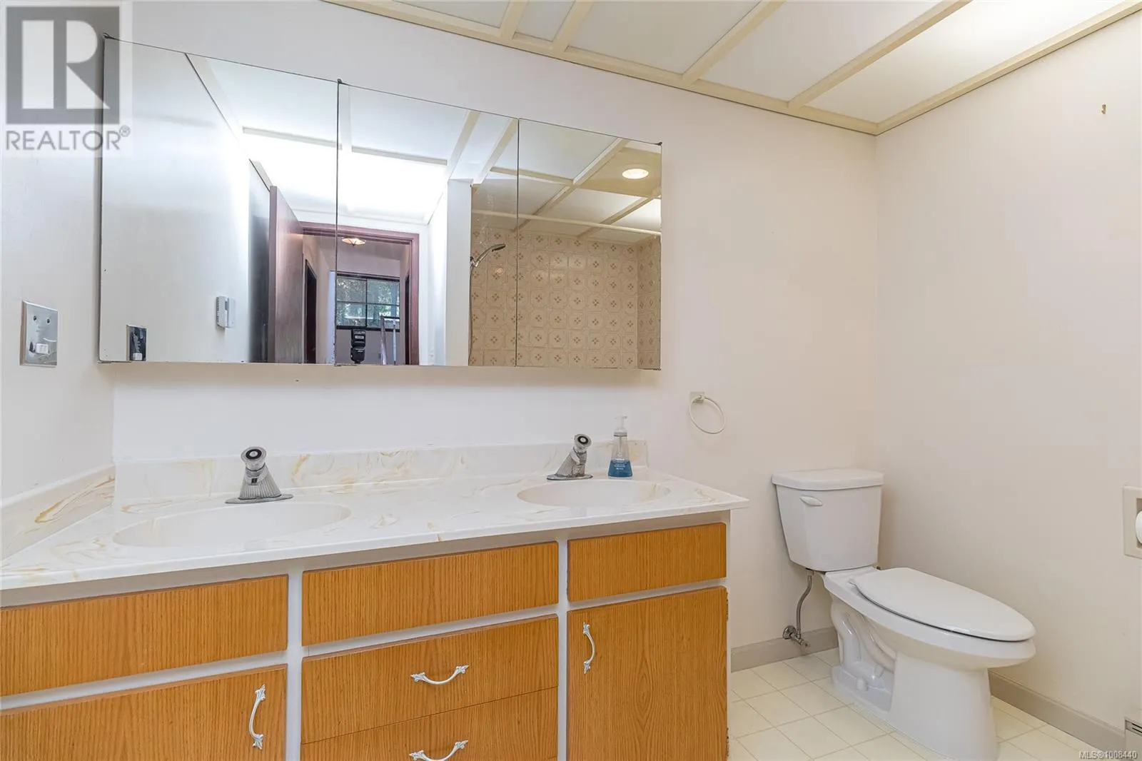 4487 Shadywood Pl