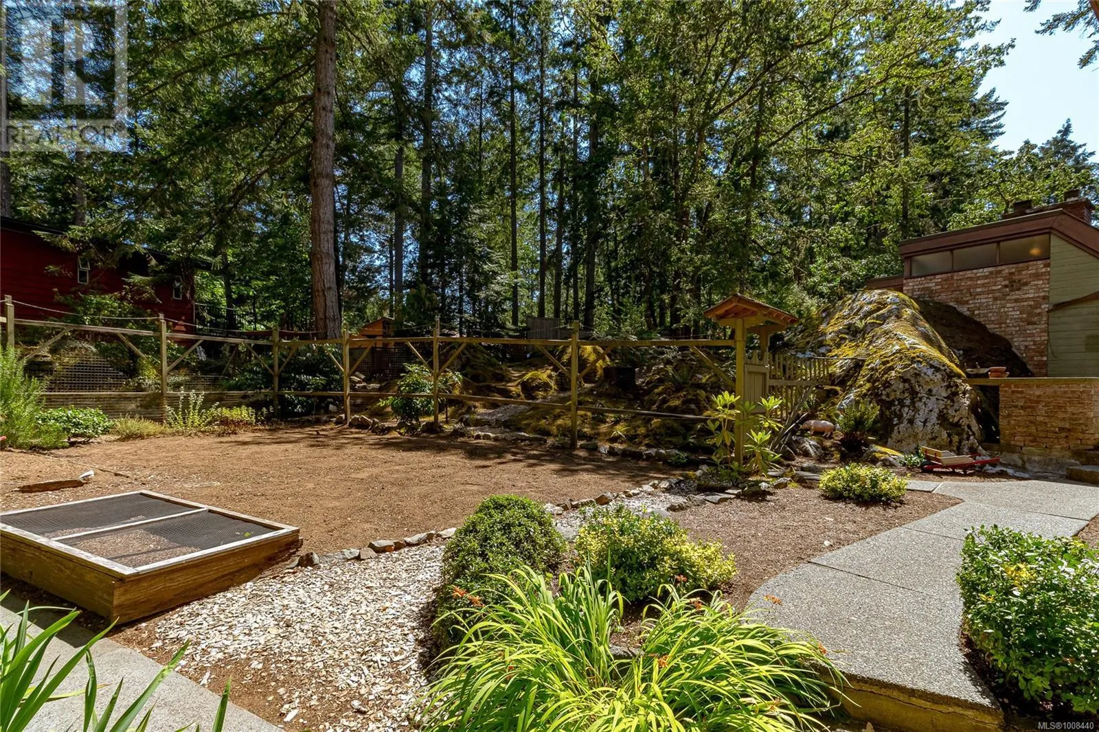 4487 Shadywood Pl