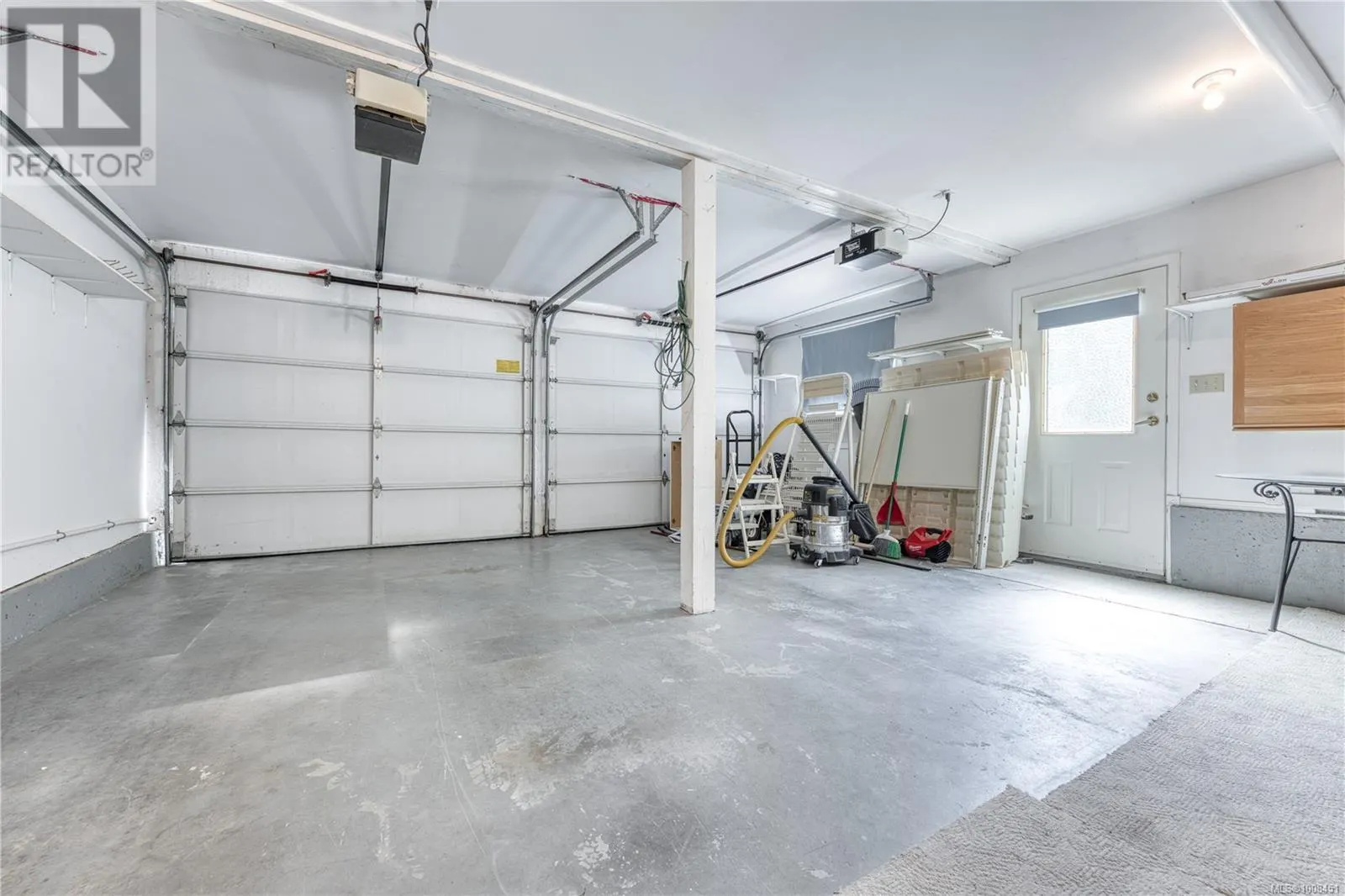 369 Trinity Dr
