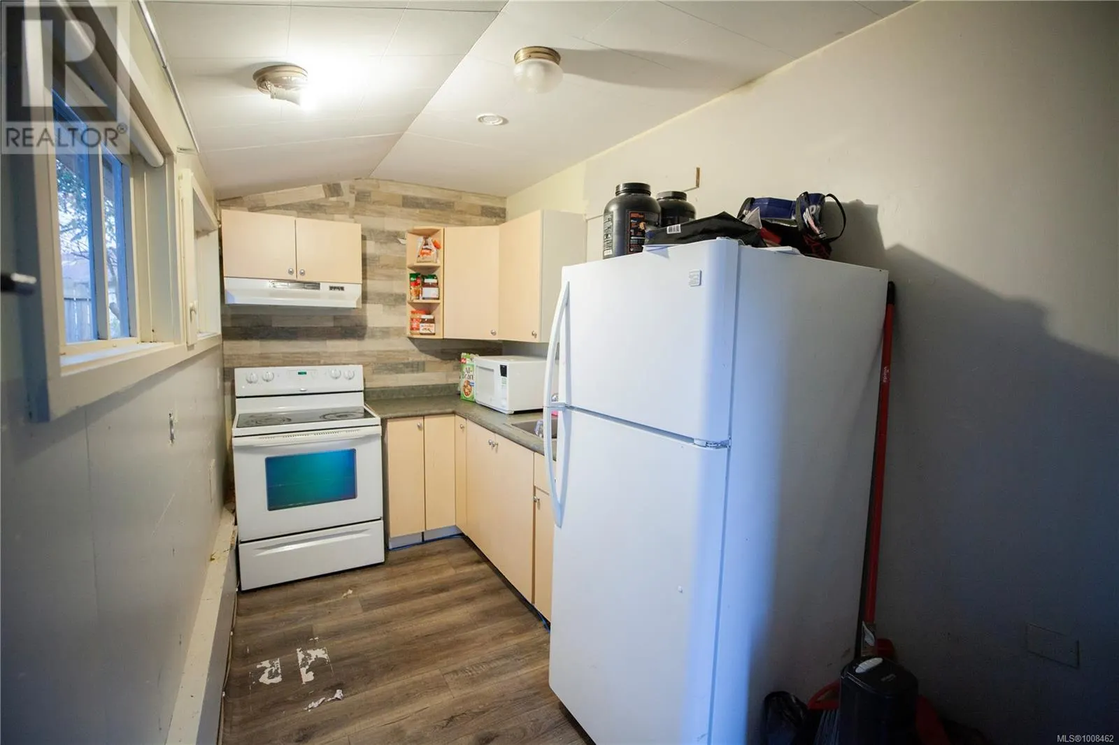 4567 West Saanich Rd