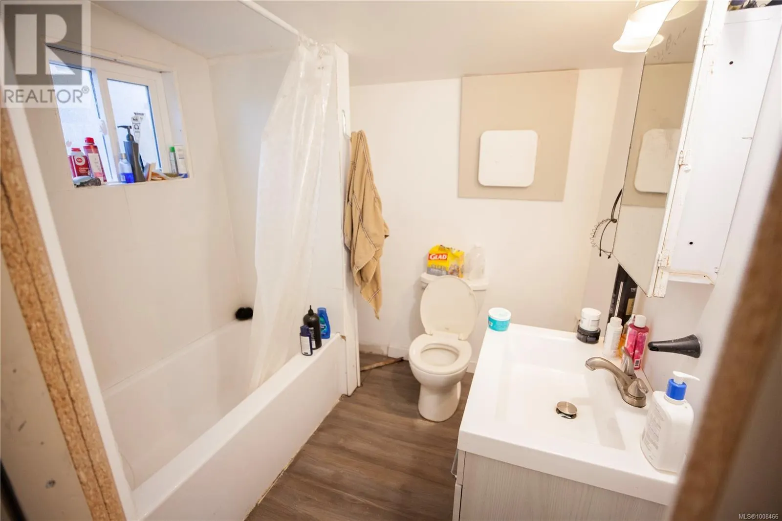 4567 West Saanich Rd