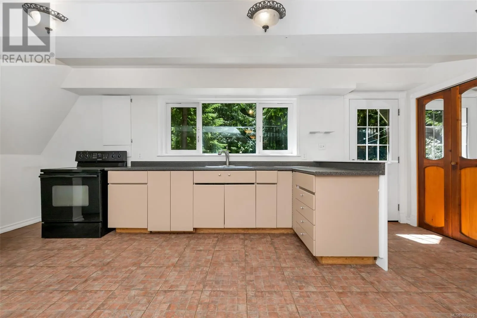 1904 Silver Mine Rd