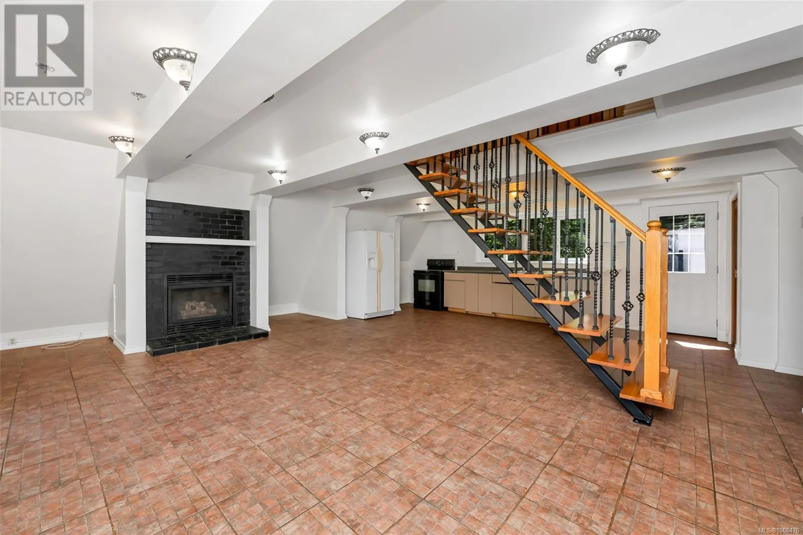 1904 Silver Mine Rd