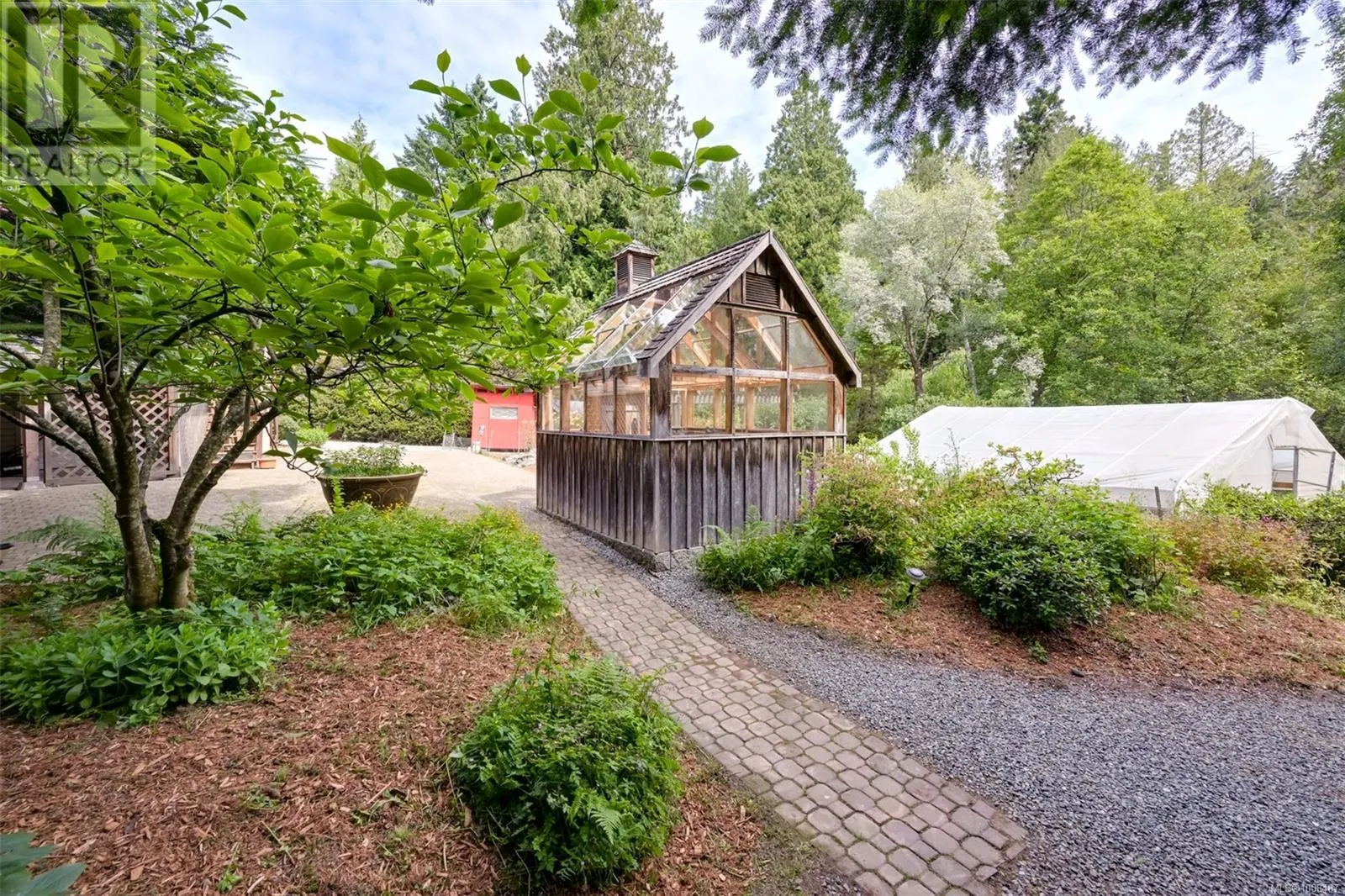 3529 Dougan Dr