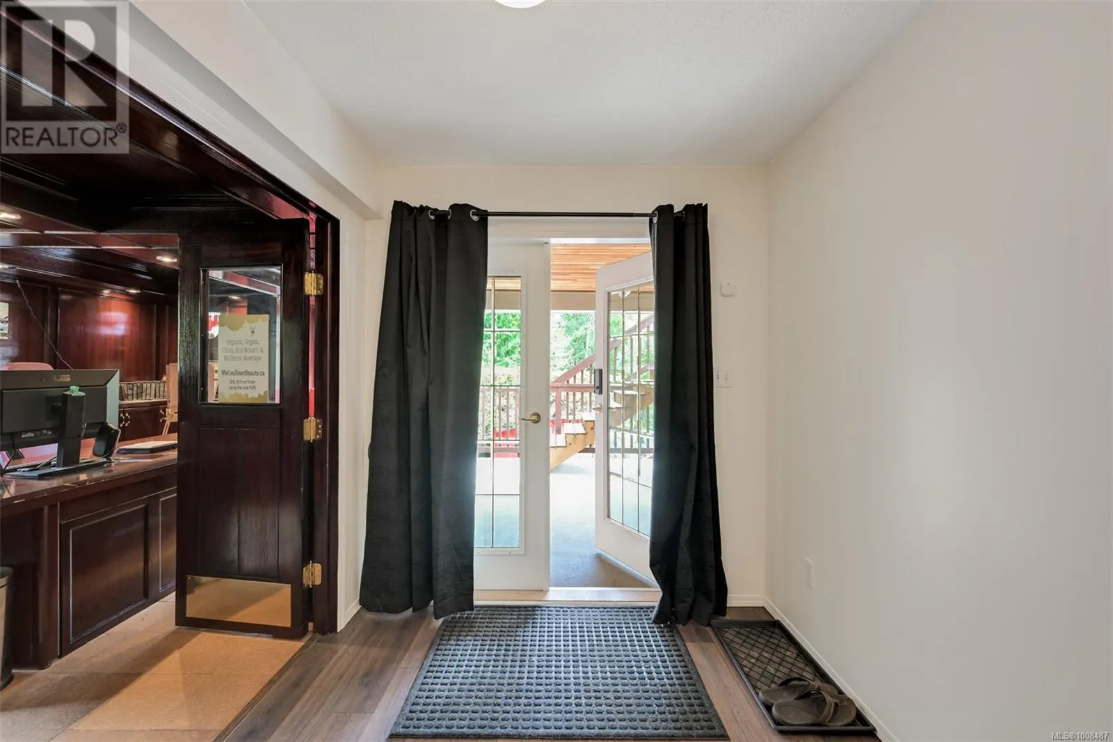 3529 Dougan Dr