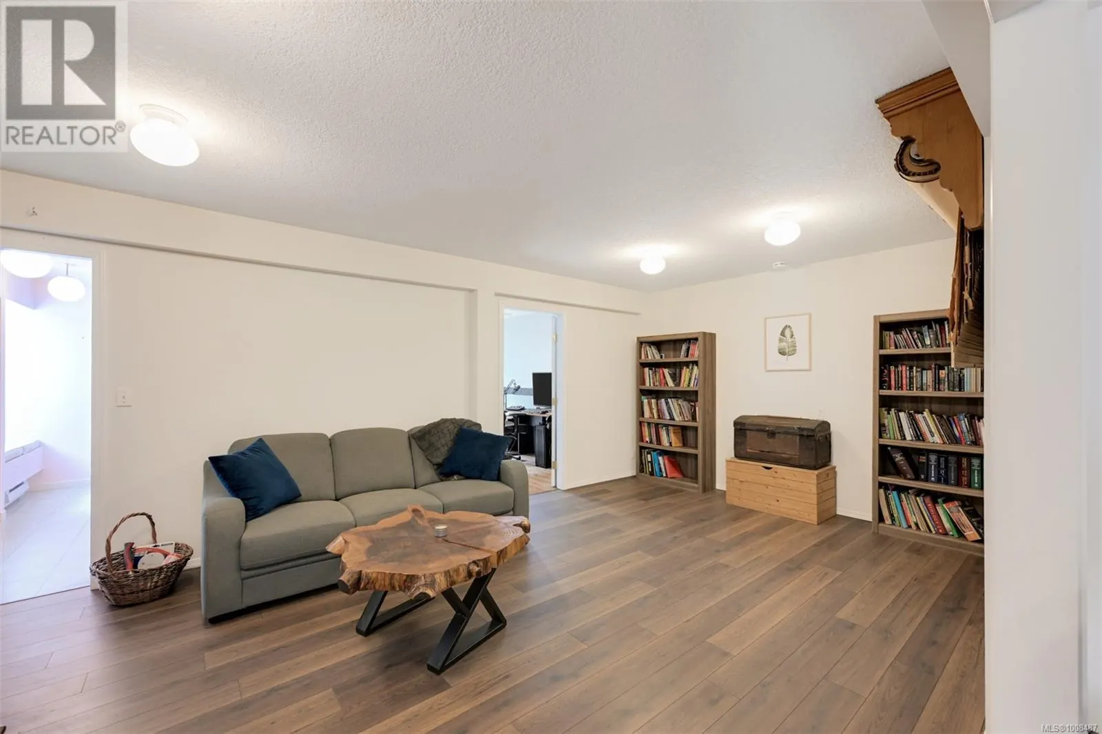 3529 Dougan Dr