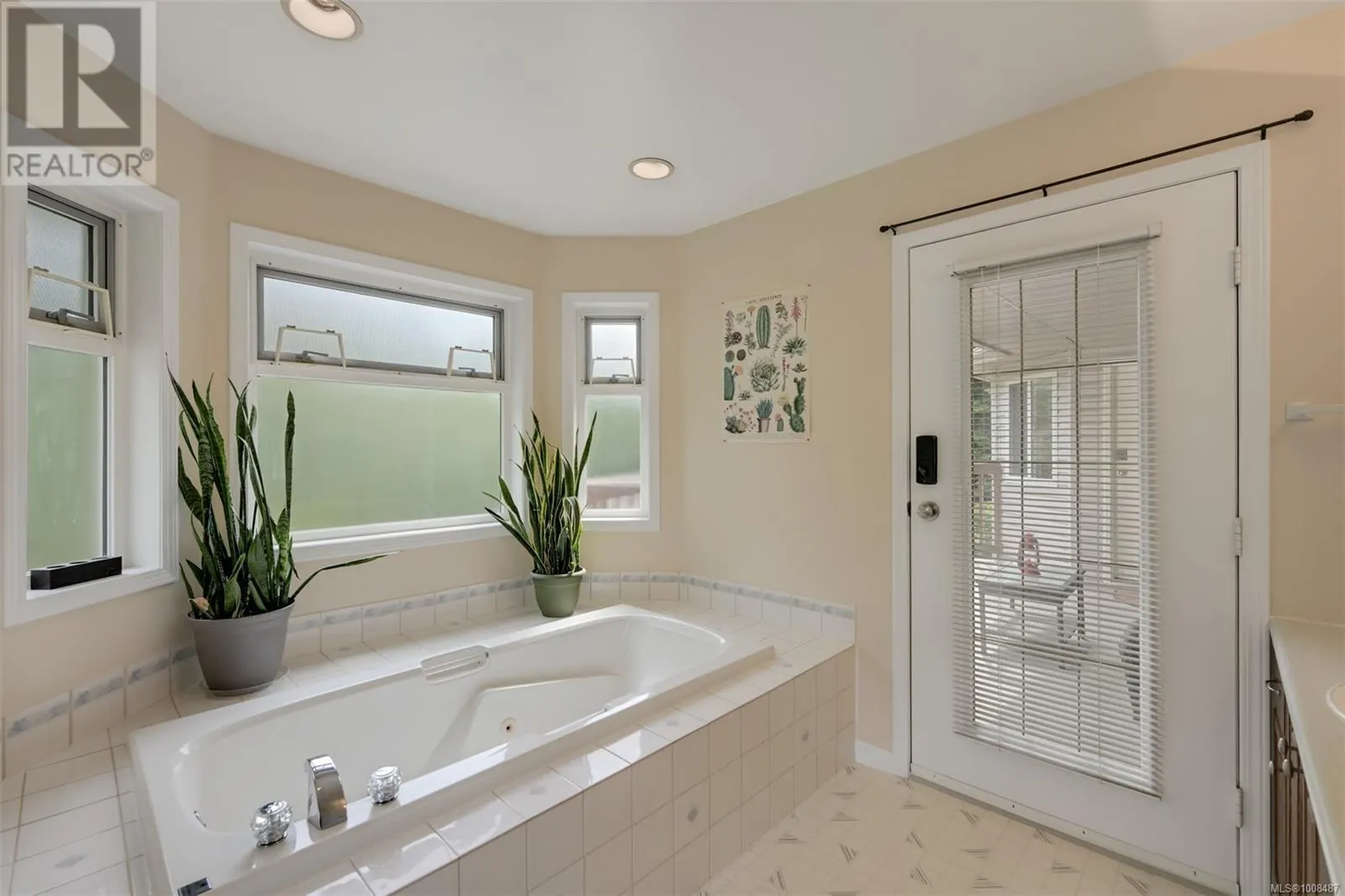 3529 Dougan Dr