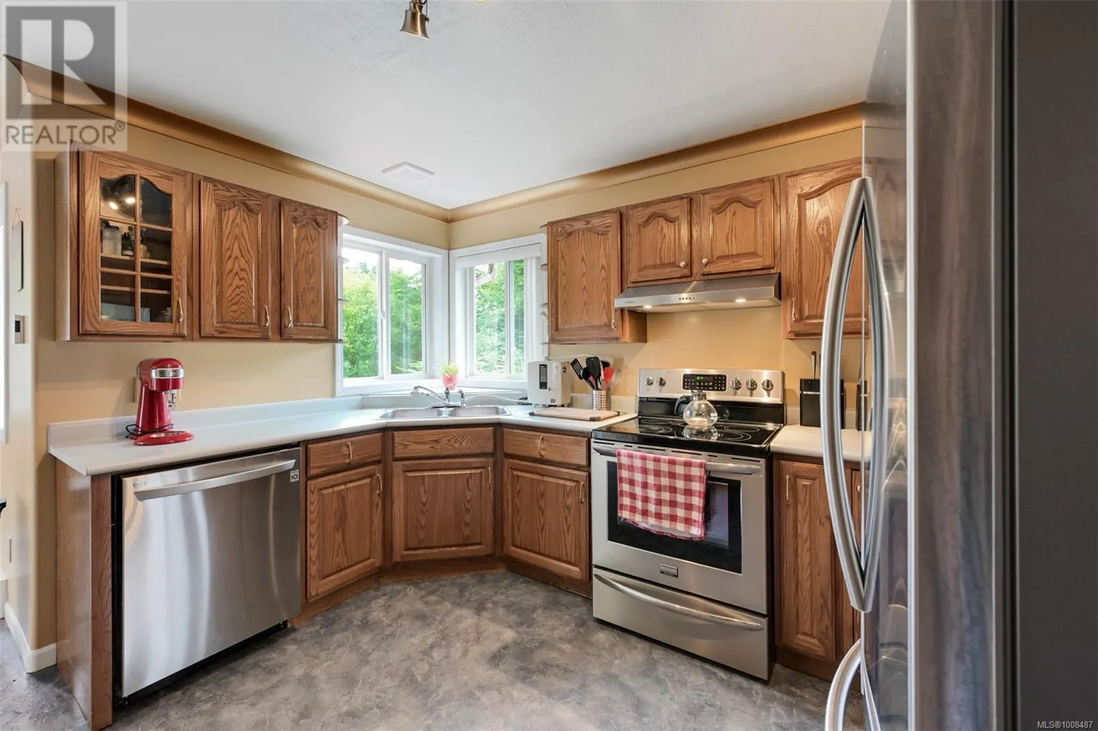 3529 Dougan Dr
