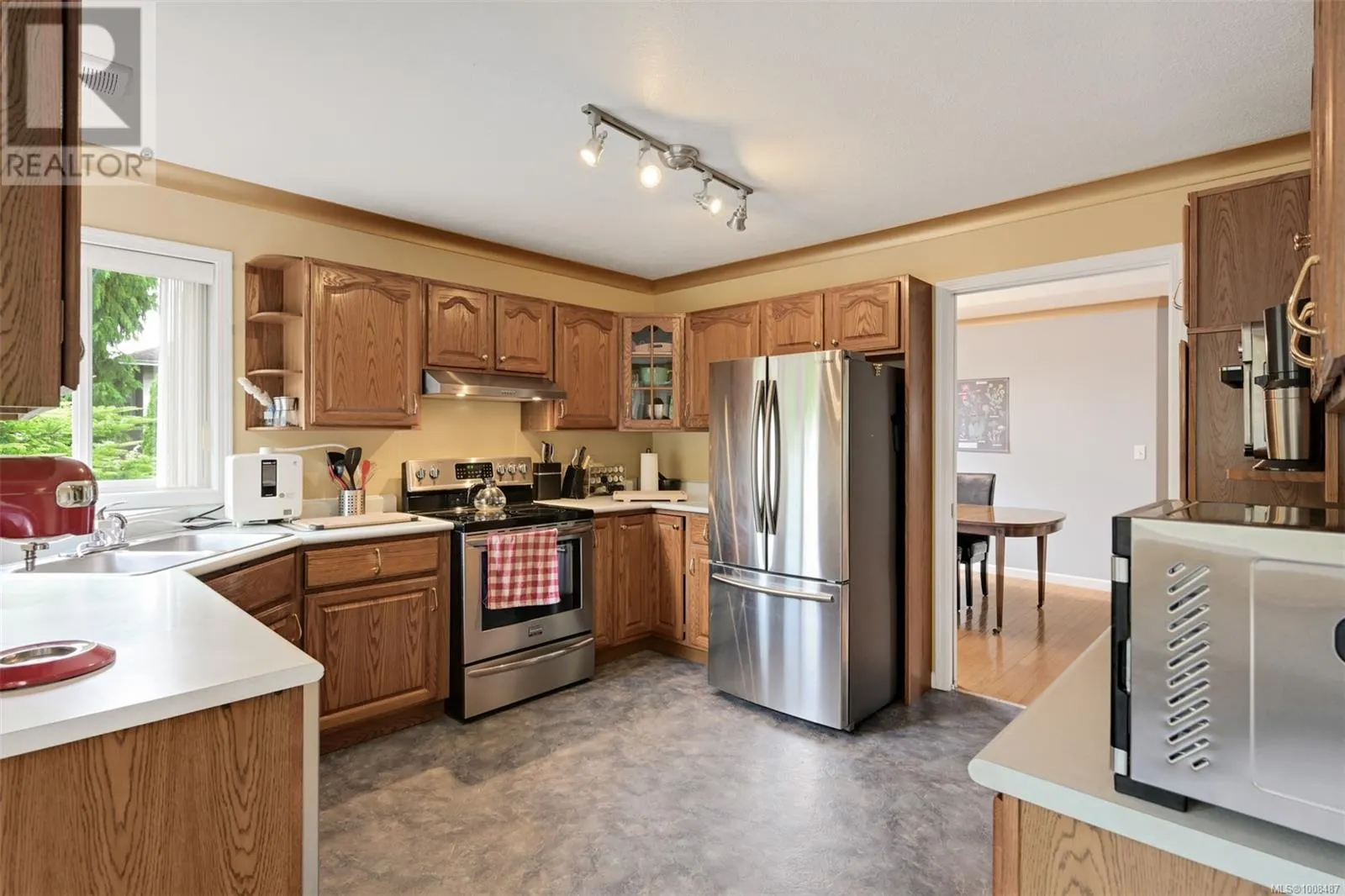 3529 Dougan Dr