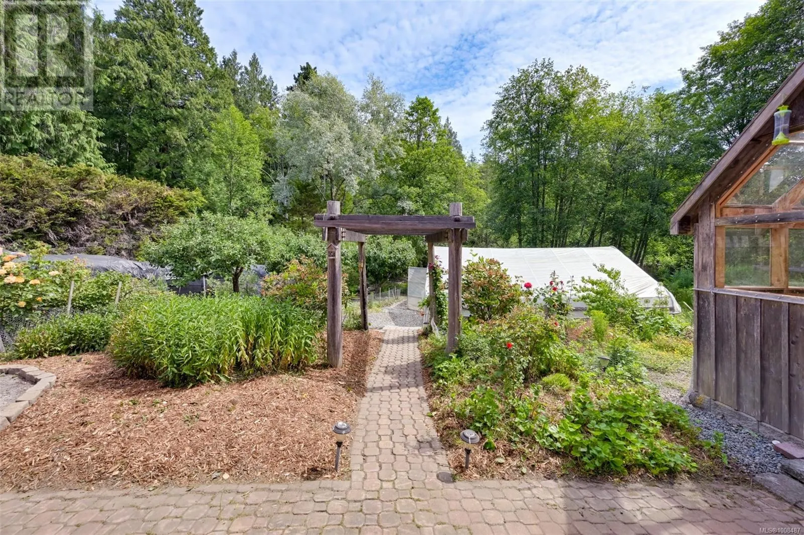 3529 Dougan Dr
