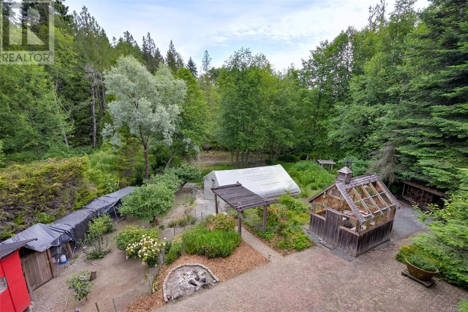 3529 Dougan Dr