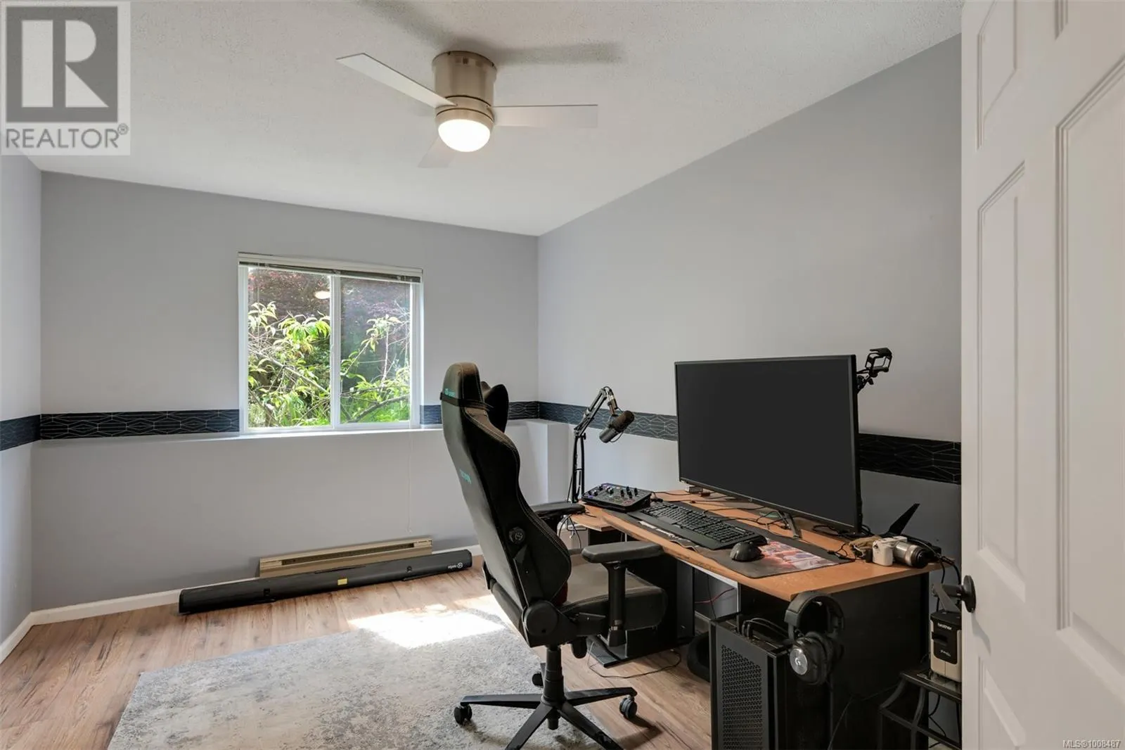 3529 Dougan Dr
