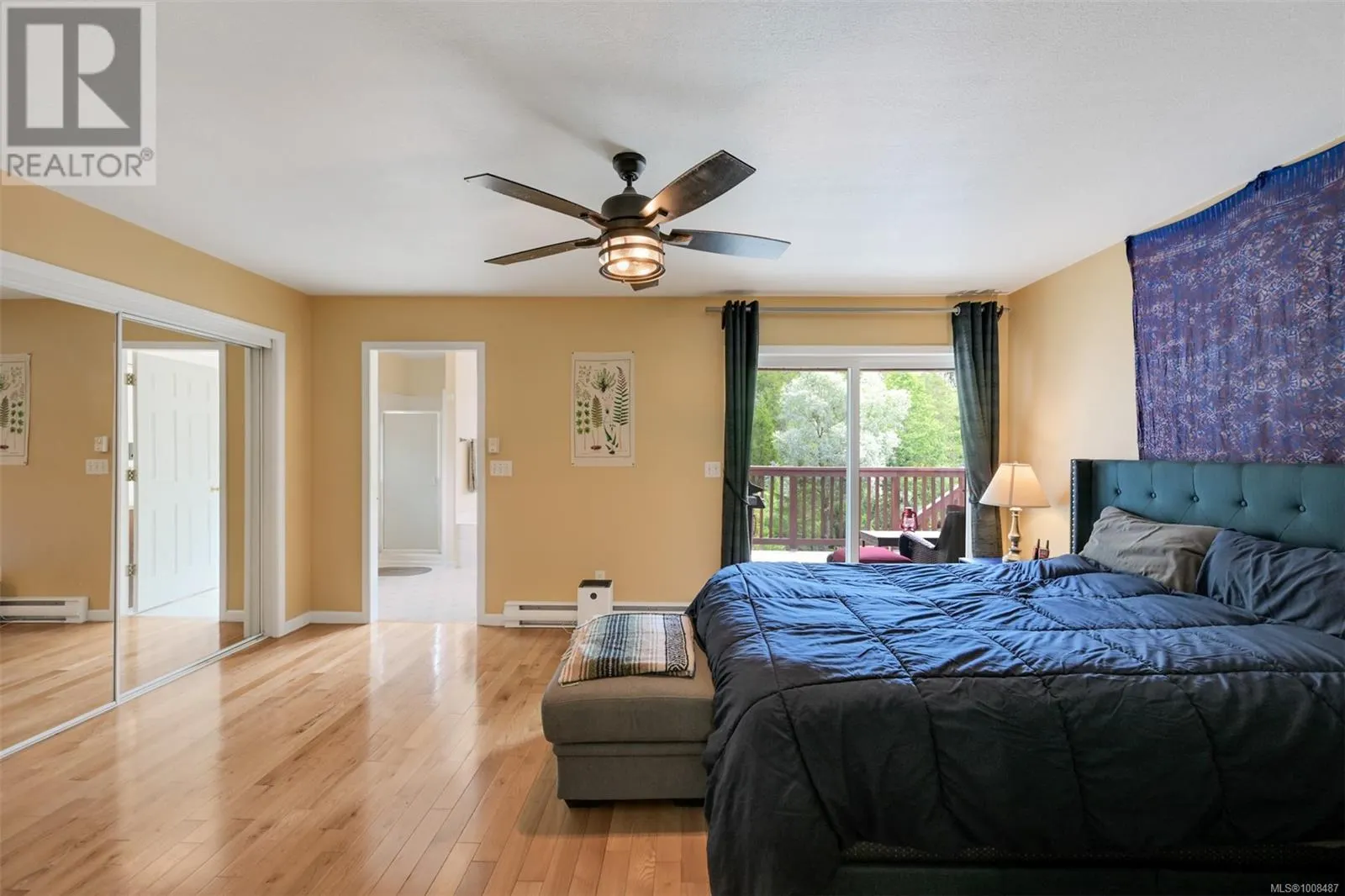3529 Dougan Dr