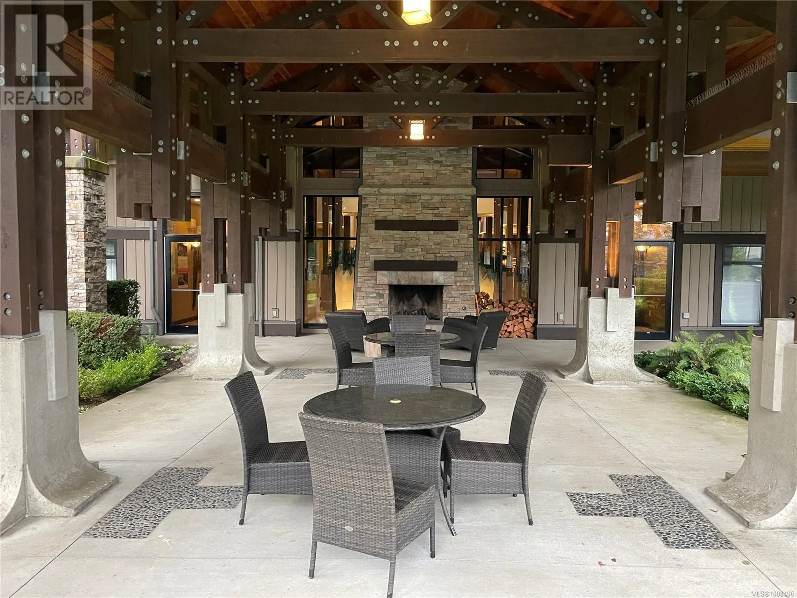 234 1175 Resort Dr