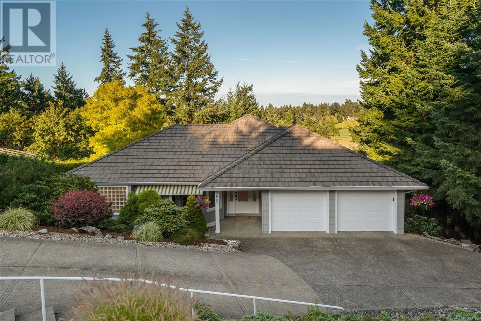 3557 Collingwood Dr