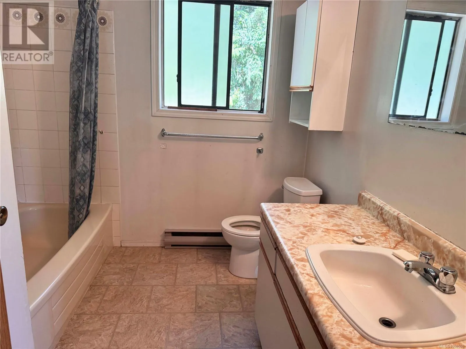 498 Todd Pl
