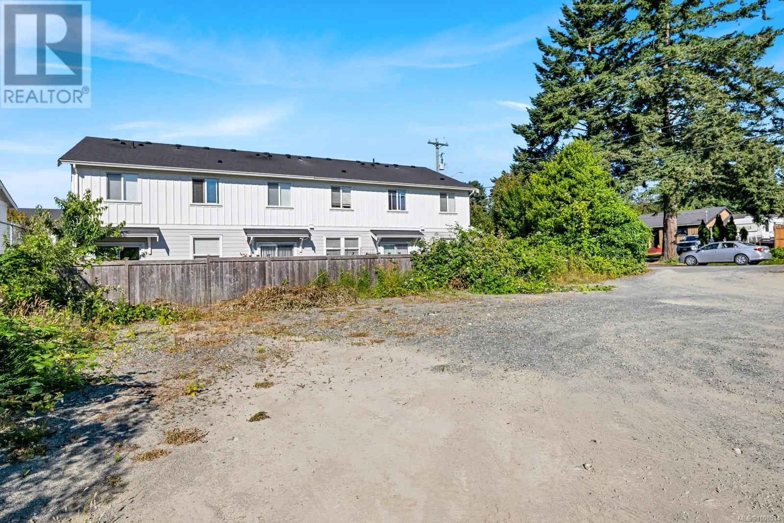 2076 Otter Point Rd