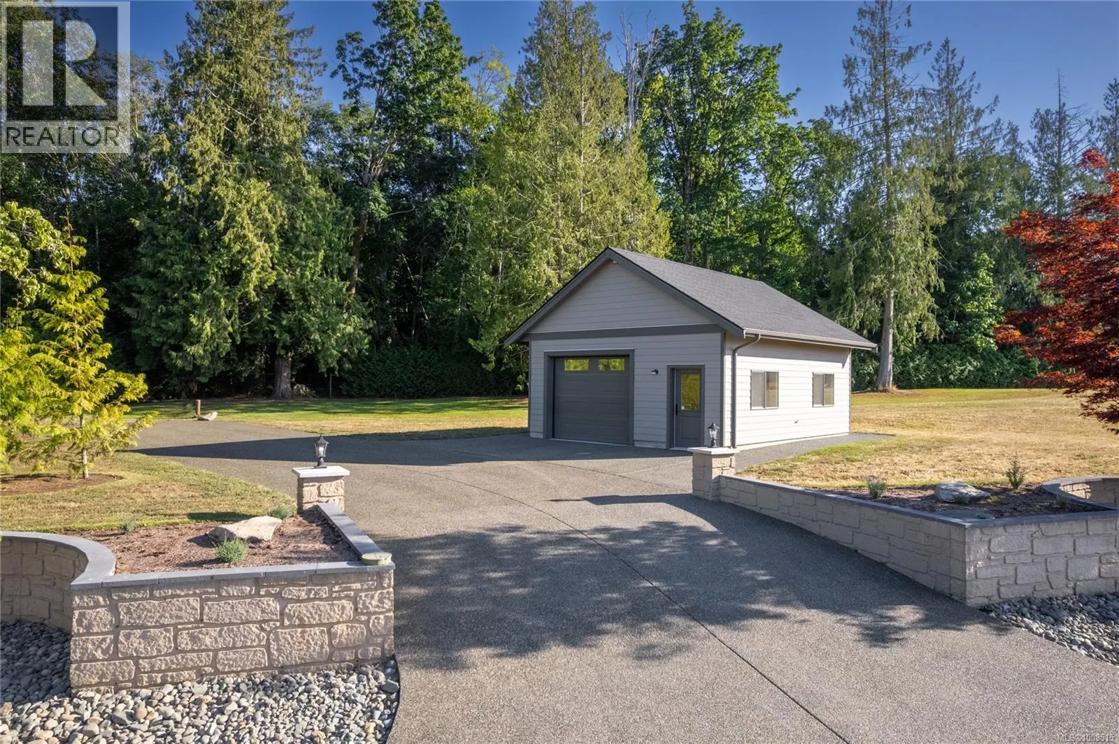 445 Blower Rd