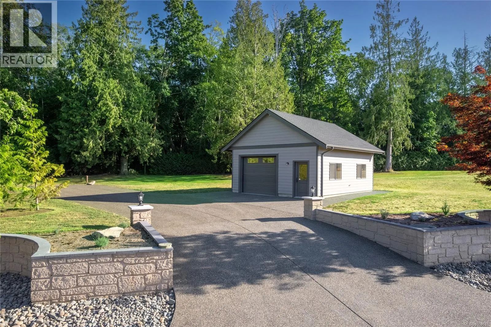 445 Blower Rd