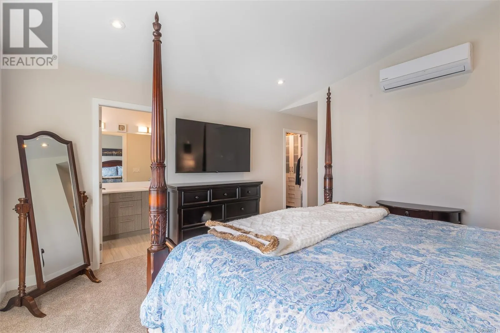 2213 Echo Valley Rise