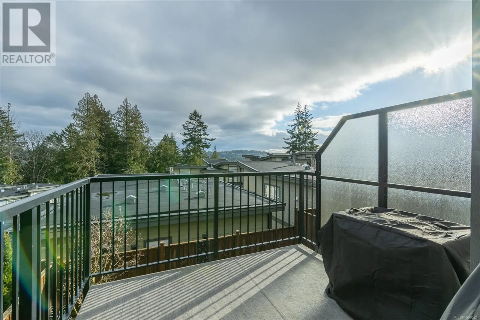 2213 Echo Valley Rise