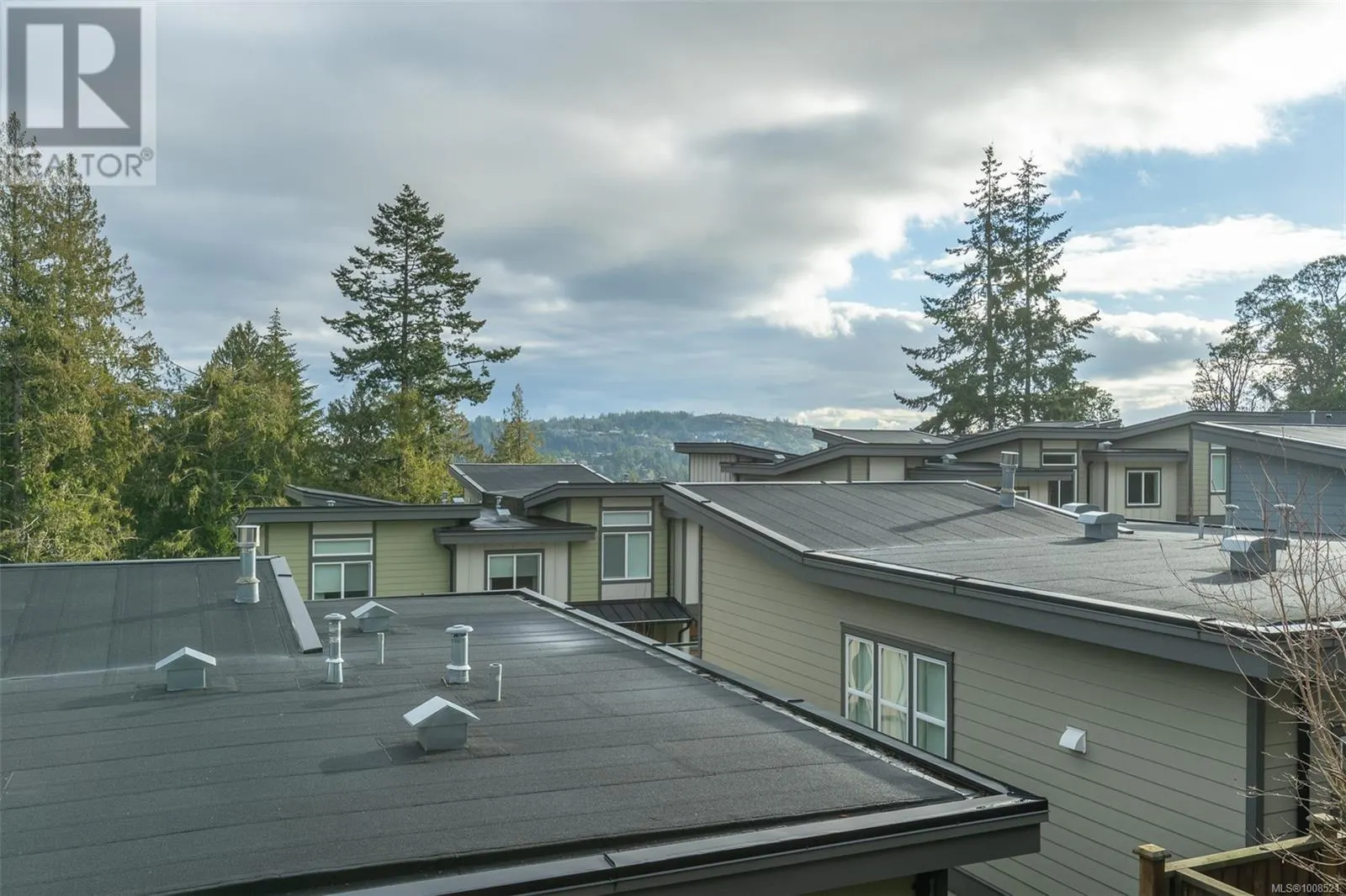 2213 Echo Valley Rise
