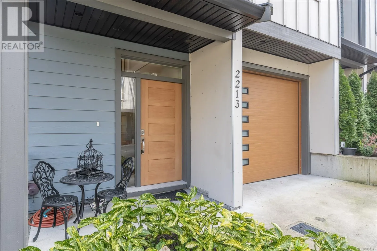 2213 Echo Valley Rise