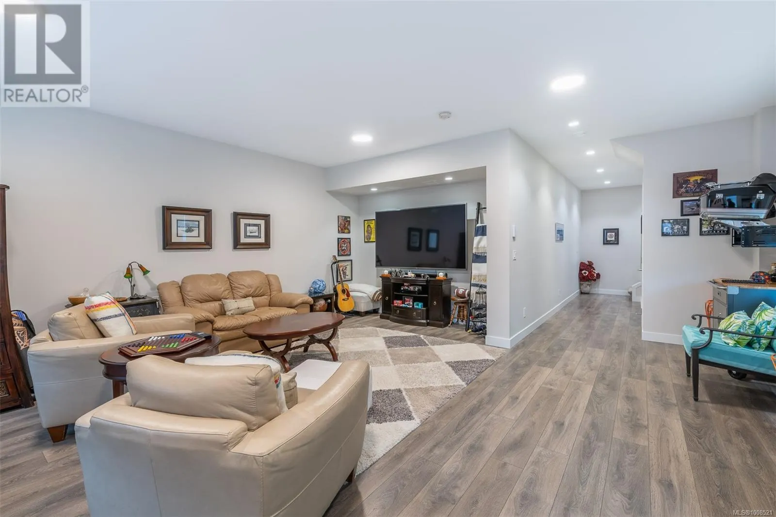 2213 Echo Valley Rise