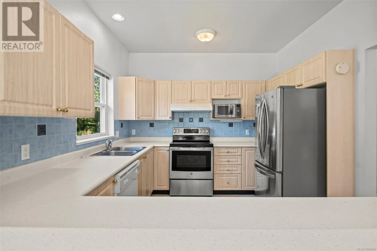 23 3633 Cedar Hill Rd