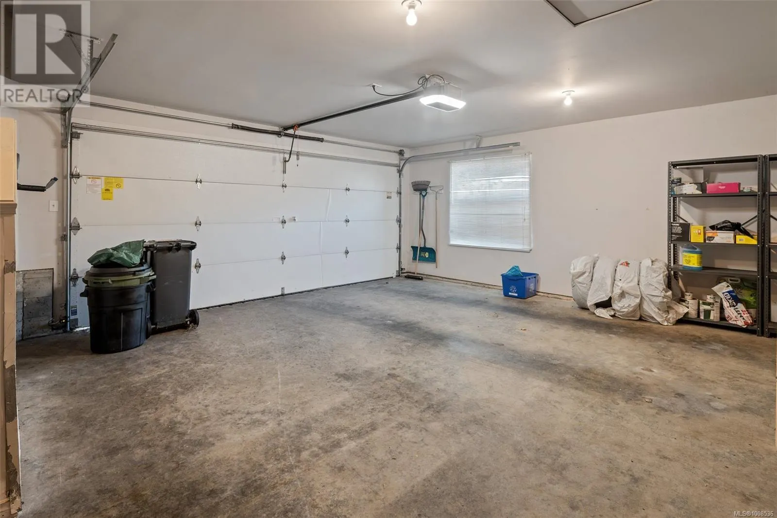 23 3633 Cedar Hill Rd