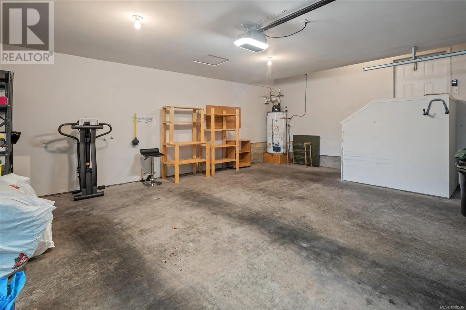 23 3633 Cedar Hill Rd