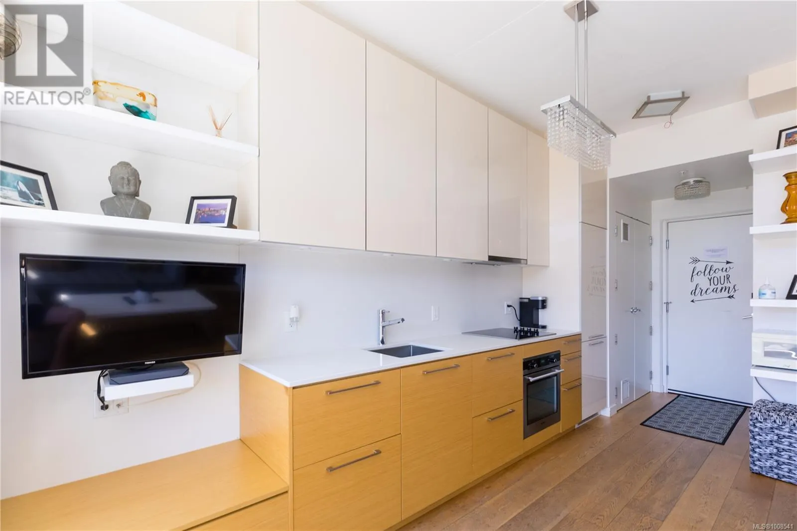 M11 456 Pandora Ave