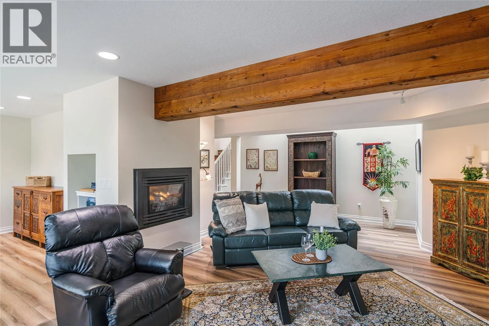 3419 Redden Rd